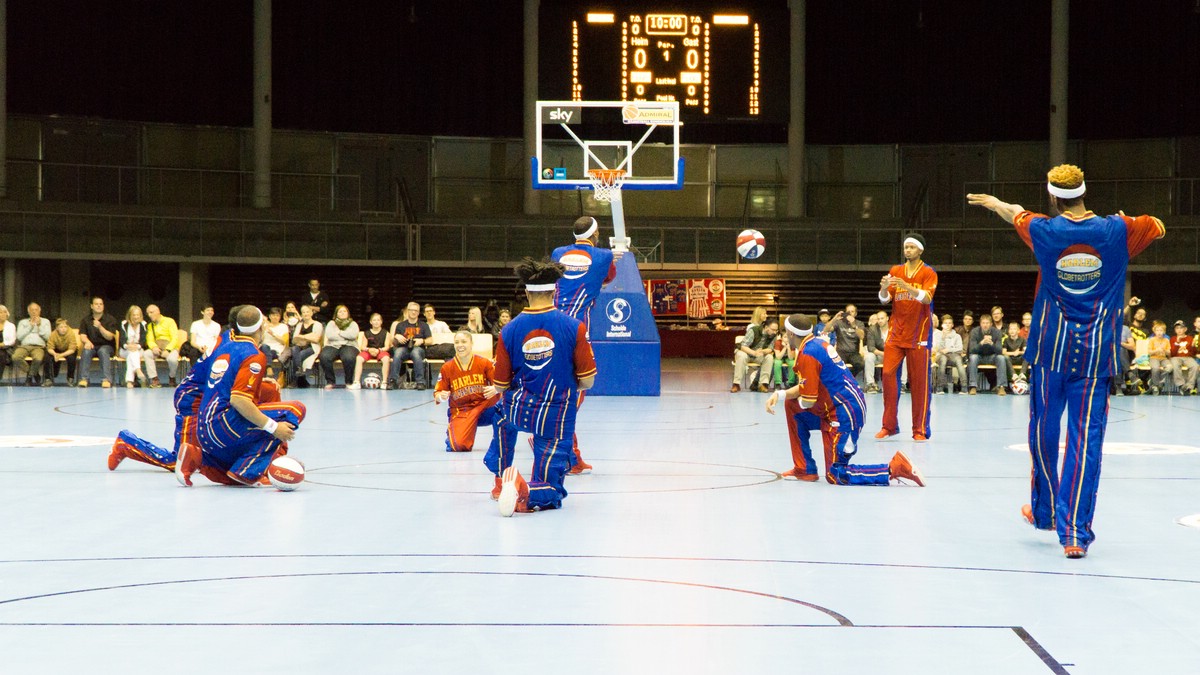 O Fotomagazin / Harlem Globetrotters in der TipsArena 2016